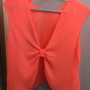 Express open bow back top